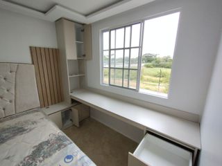 Carpintero, cocinas, armarios, muebles a medida