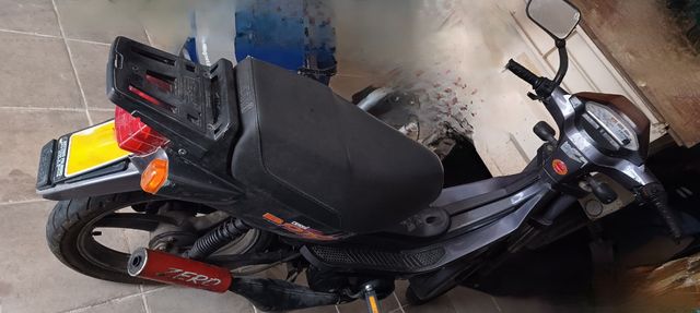 Moto derbi variant box