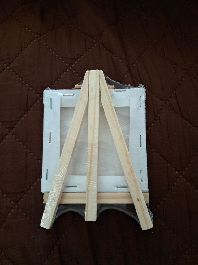 Mini lienzo con caballete