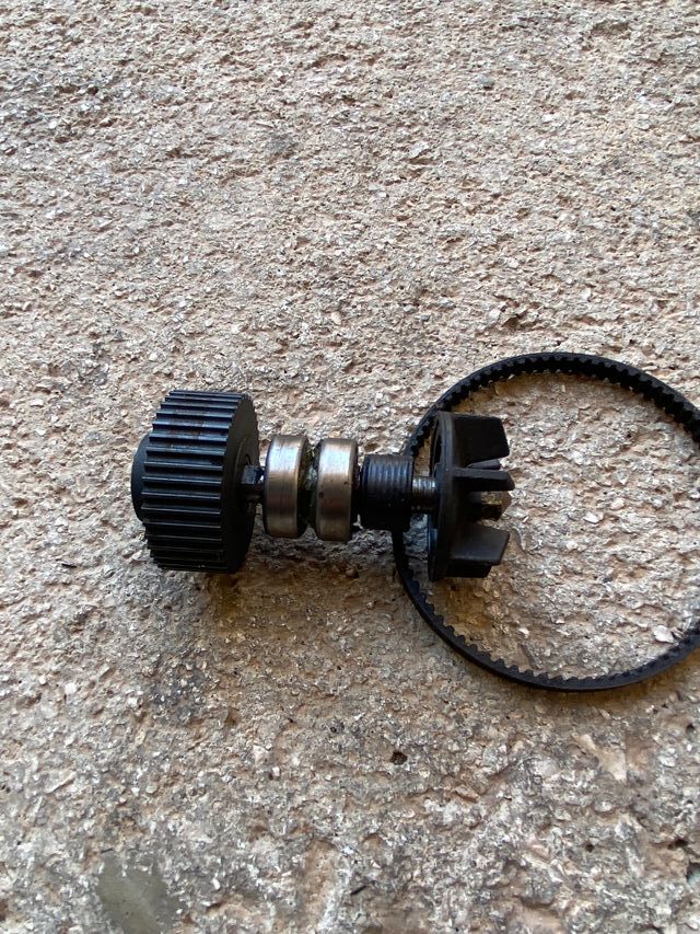 Eje de bomba de agua de Piaggio nrg zip