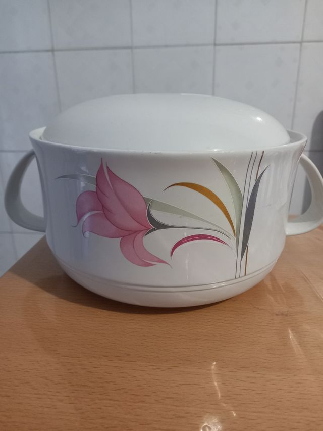 Zuppiera Tognana in ceramica fiore rosa