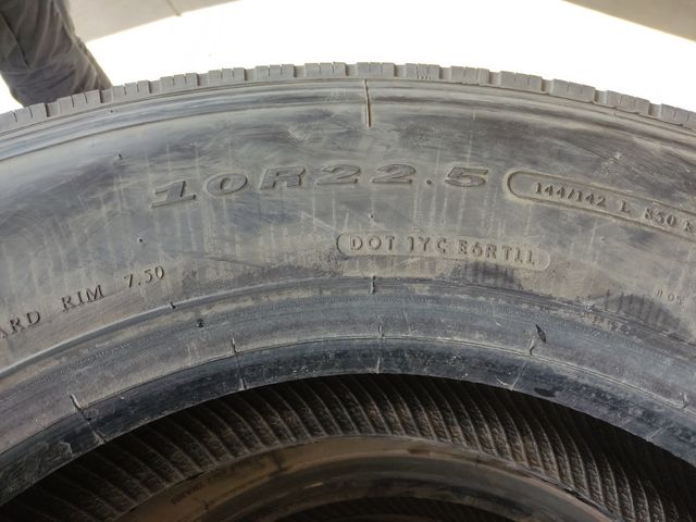 10r22,5 neumáticos usados