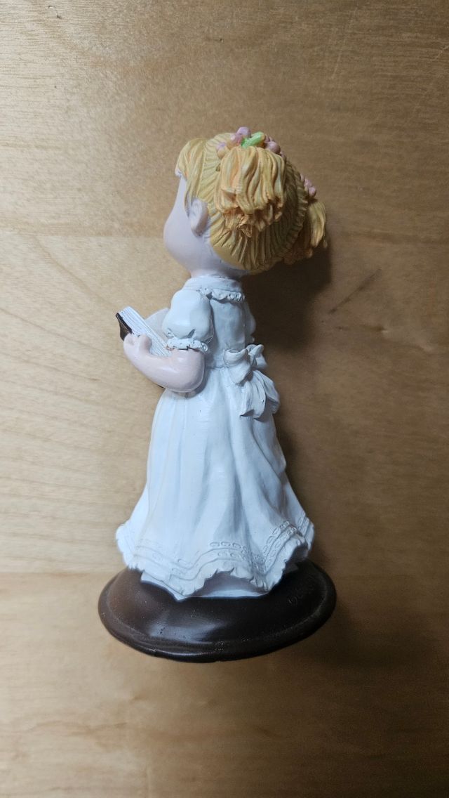 Figura niña comunión