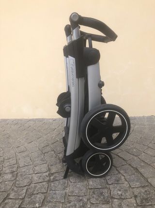 Carrinho bebeconford elea