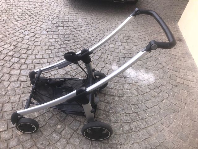 Carrinho bebeconford elea