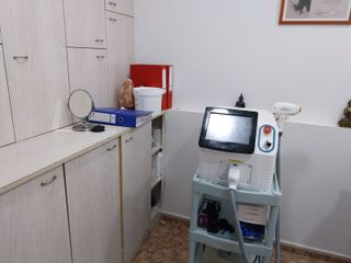 R-7937120 Traspaso Peluquería en Sabadell