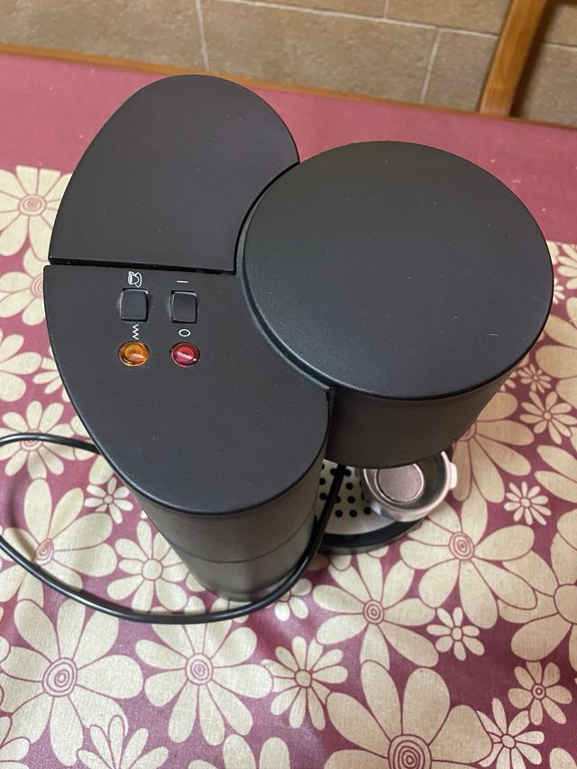 CAFETERA EXPRESSO NEGRA - MOULINEX GUSTO