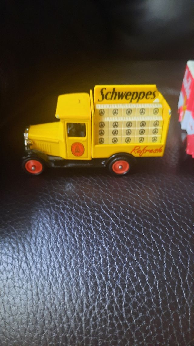 Corgi modelli furgoni pubblicitari scala 1/43