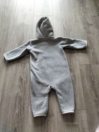 Buzo/mono polar gris bebé 6-9 meses