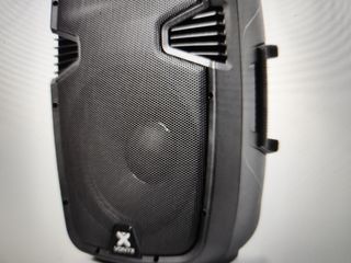 Altavox autoamplificado