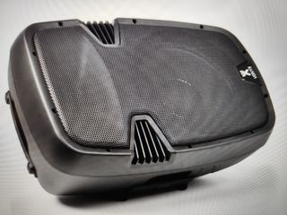 Altavox autoamplificado