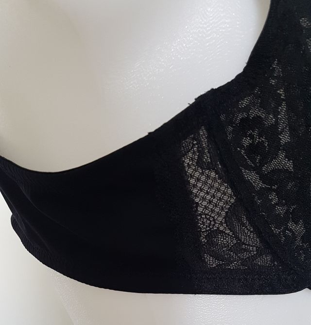 Sujetador de encaje y aros, negro, 100 B