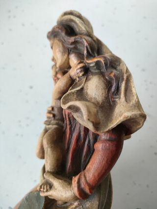 Madonna col Bambino in legno h 25 cm