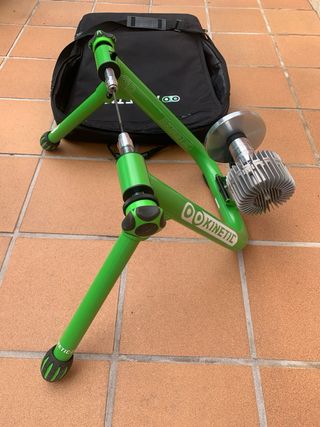Rodillo entrenamiento bicicleta Kinetic + funda