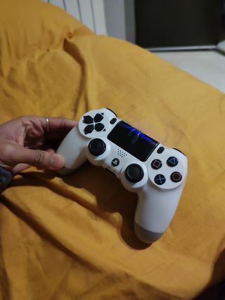 PS4 PRO EDICIÓN MONSTER HUNTERS 1 TB urge venta 