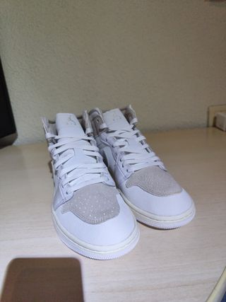 Jordan 1 mid, talla 43