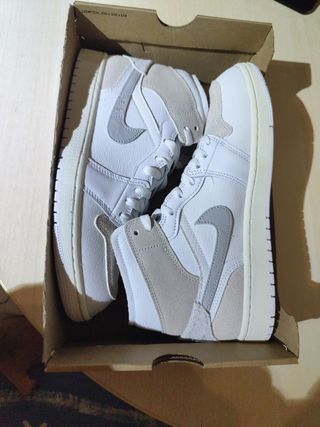 Jordan 1 mid, talla 43