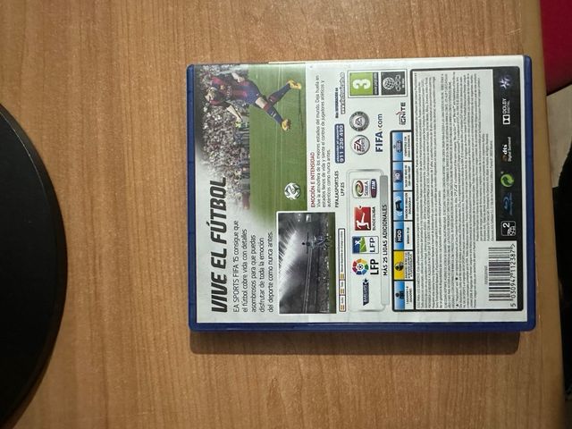 FIFA 15 para PS4 en buen estado