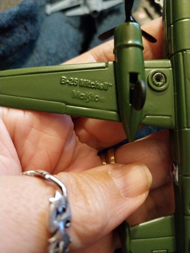 Aviones a escala de combate