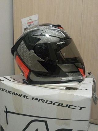 Casco Airoh