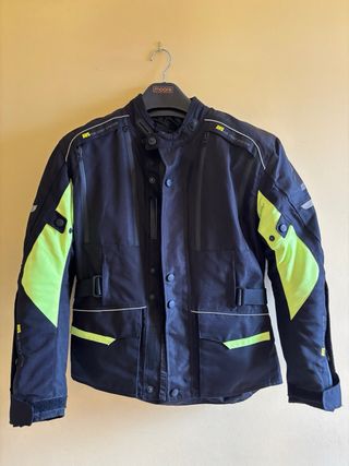 Chaqueta moto invierno NUEVA M + Protección espald