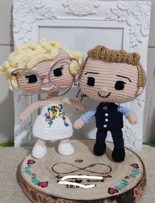 Muñeco a crochet personalizado 