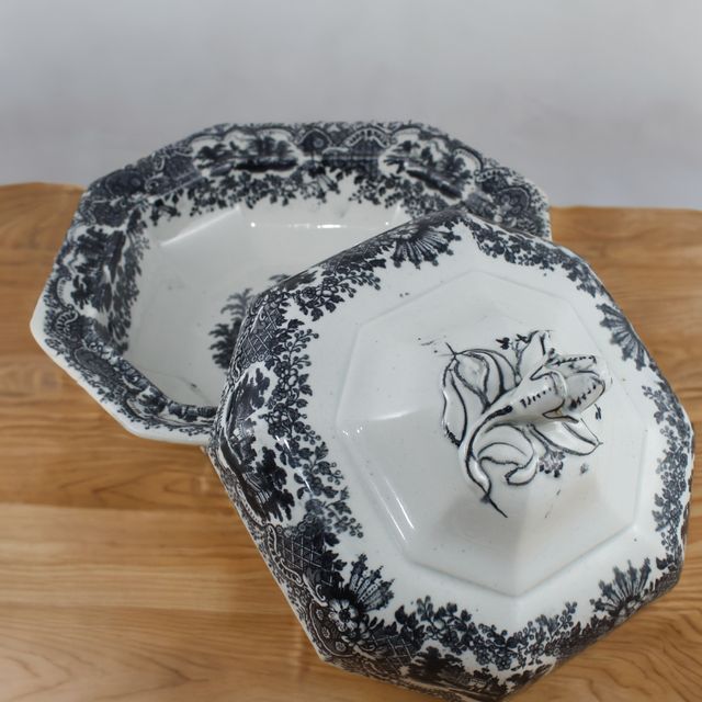 Antigua Sopera Loza de Valdemorillo Siglo XIX