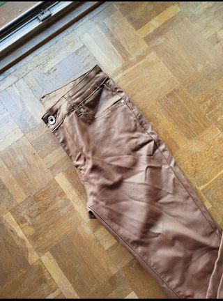 Pantalón polipiel 