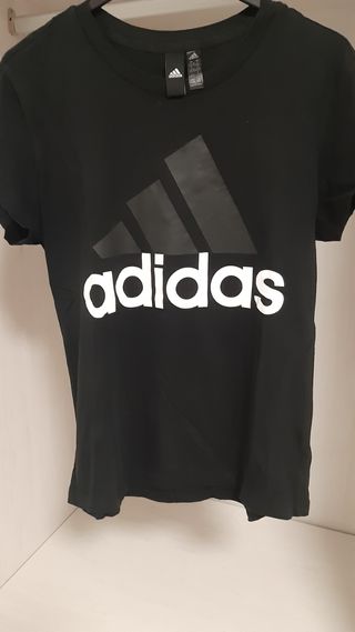 Camiseta negra adidas