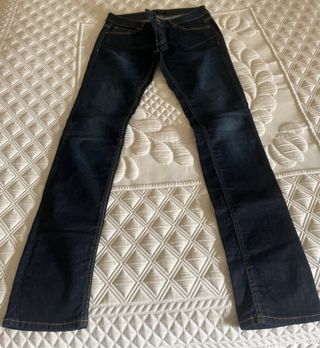 Pantalones vaqueros de Massimo Dutti