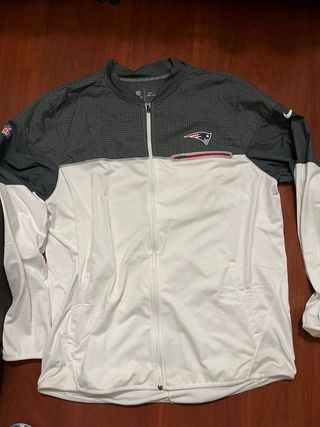 Chaqueta Nike NFL New England Patriots Talla XL 