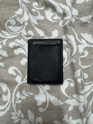 Cartera cuero negra