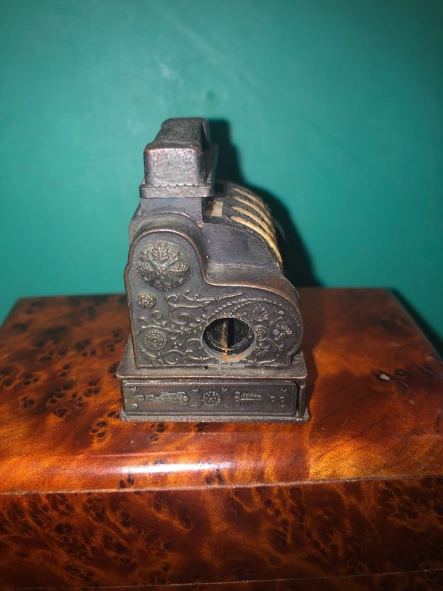 Temperamatite in metallo, collezione, vintage