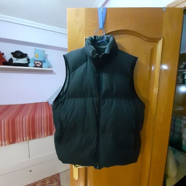 Chaleco hombre de pluma