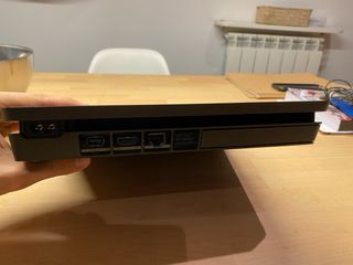 Consola Ps4 slim (playstation)