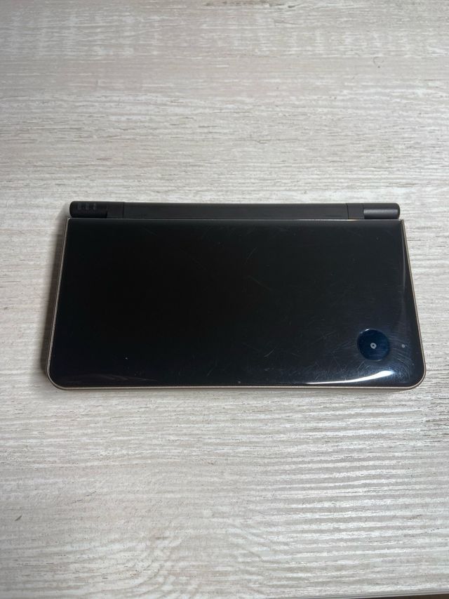 Nintendo 2dsi xl marron