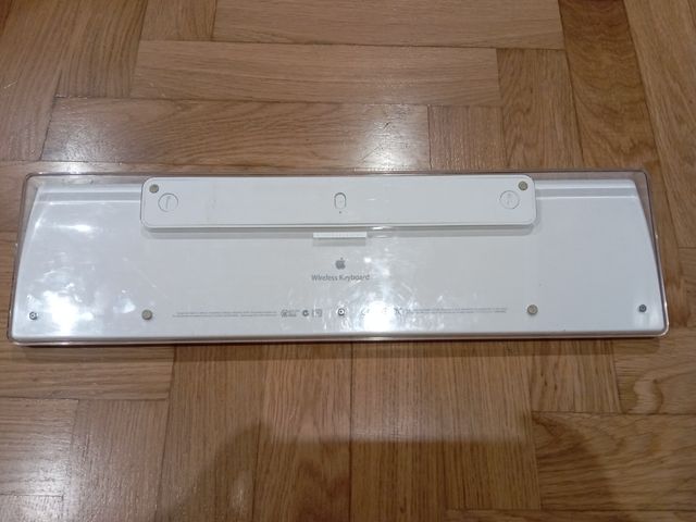 Teclado Apple Wireless antiguo