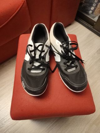 Zapatillas de correr en pista