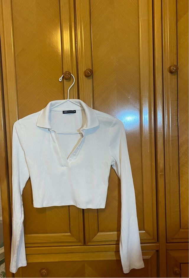 Crop top manga larga. Los dos por 6€