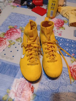 Botas de futbol 