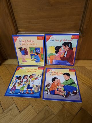 Libri in vietnamita / libros en vietnamita