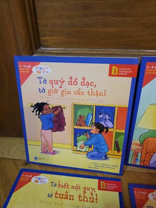 Libri in vietnamita / libros en vietnamita