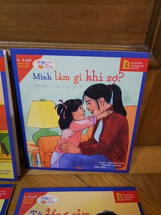 Libri in vietnamita / libros en vietnamita