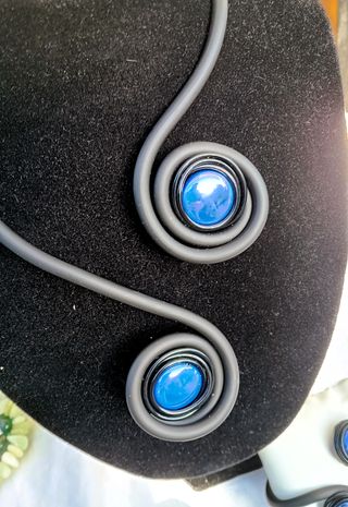 Collana Donna Ceramica Blu Caucciu' ed Acciaio