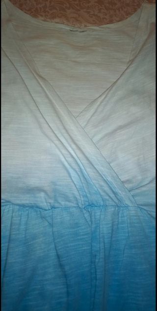 Camiseta Turquesa de tirantes de mujer.