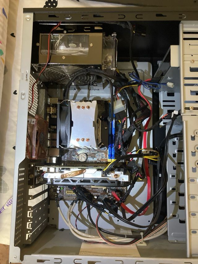 PC GAMING Torre ordenador sobremesa