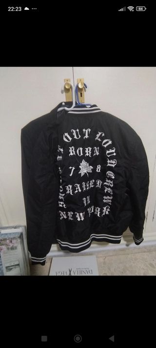 Chaqueta Bomber impecable 