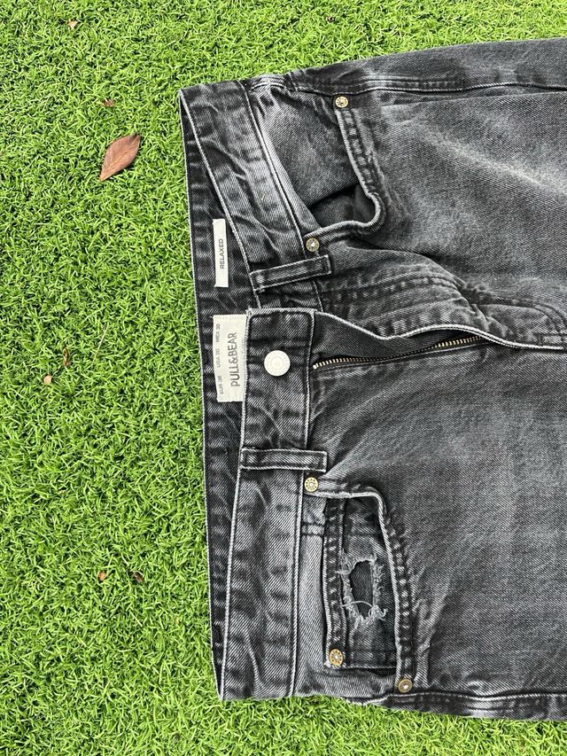 Vaqueros rotos Pull and Bear chico