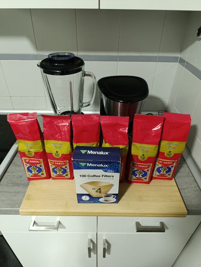 Caffettiera e frullatore da bicchiere