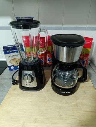Cafetera y batidora de vaso